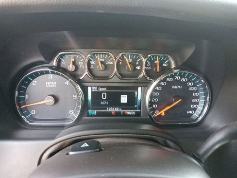 Used 2018 Chevrolet Suburban LT AWD/4WD image 22