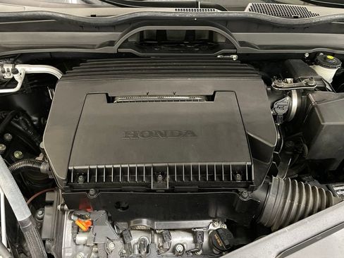 Used 2024 Honda Pilot Touring image 49