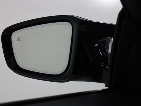 Used 2023 BMW M4 xDrive Competition AWD/4WD image 16