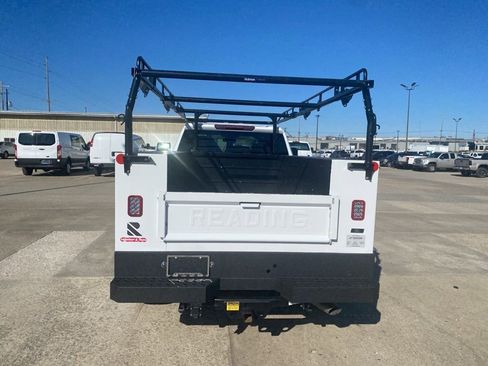 Used 2025 Chevrolet Silverado 2500 W/T w/ WT Convenience Package image 3