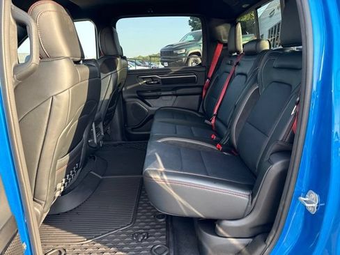 New 2026 RAM 1500 Laramie AWD/4WD image 23