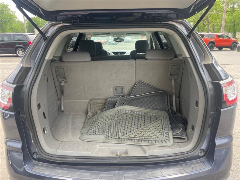 Used 2014 Chevrolet Traverse LS FWD image 15