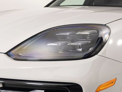 Certified 2026 Porsche Cayenne E-Hybrid AWD/4WD image 41