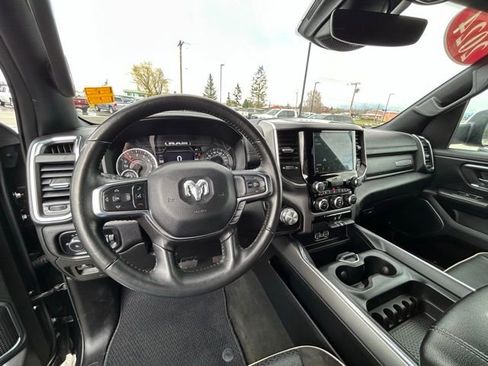 Used 2024 RAM 1500 Laramie AWD/4WD image 26