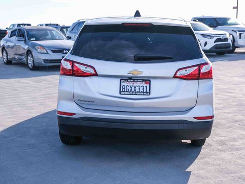 Used 2019 Chevrolet Equinox LS FWD image 5