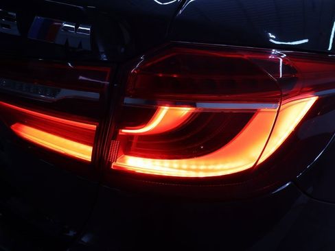 Used 2018 BMW X6 M w/ Executive Package image 27