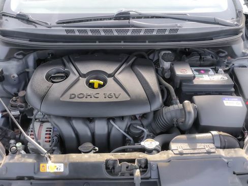 Used 2016 Hyundai Elantra Value Edition image 35