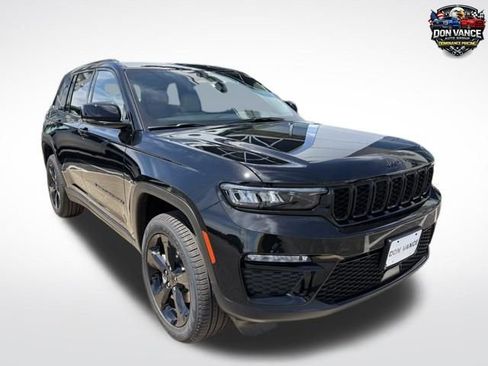 New 2025 Jeep Grand Cherokee Limited w/ Black Appearance Package AWD/4WD image 7