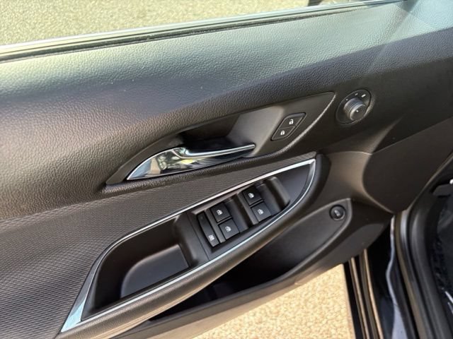 Used 2019 Chevrolet Cruze LT FWD image 24
