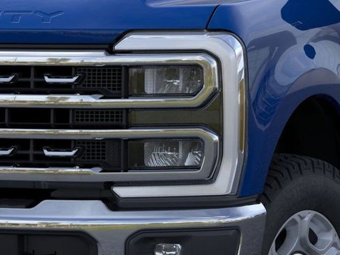 New 2026 Ford F250 XLT w/ XLT Premium Package image 59