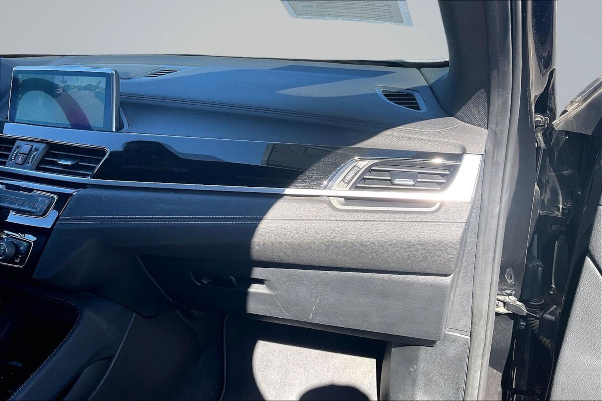 Used 2020 BMW X1 sDrive28i w/ Convenience Package FWD image 17
