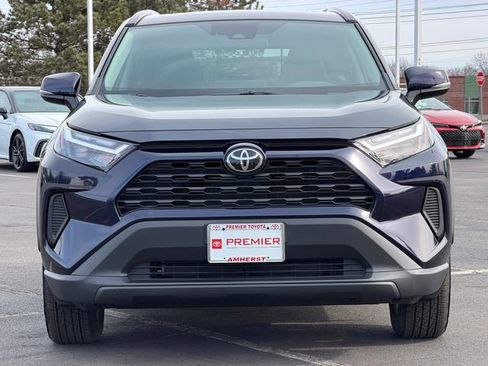 Certified 2024 Toyota Tacoma SR image 9