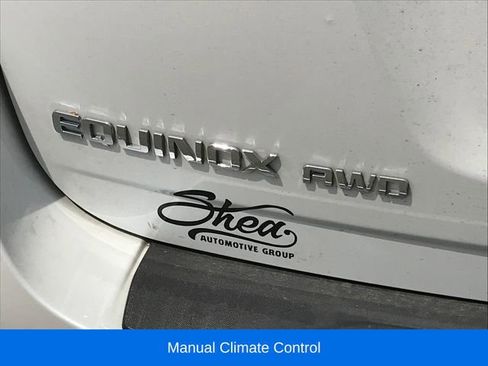 Used 2017 Chevrolet Equinox LT w/ Convenience Package AWD/4WD image 5
