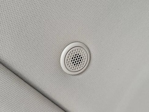 Certified 2025 Lincoln Corsair FWD image 28