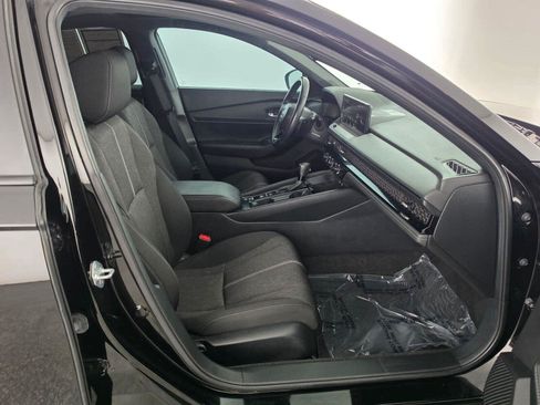Used 2023 Honda Accord Sport image 10