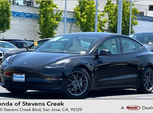 Used 2021 Tesla Model 3 Long Range AWD/4WD image 1
