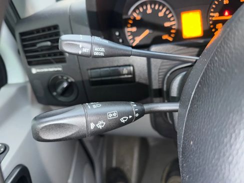 Used 2015 Mercedes-Benz Sprinter 2500 image 13