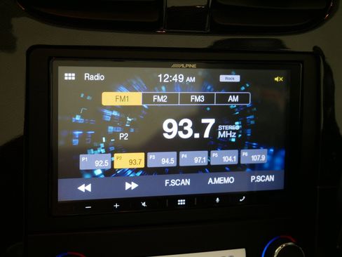 Used 2011 Chevrolet Corvette Grand Sport w/ Preferred Equipment Group RWD image 22