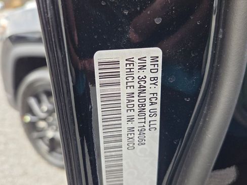 New 2026 Jeep Compass Latitude image 6