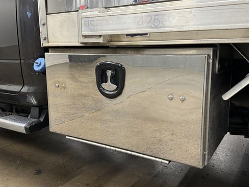 Used 2022 RAM 4500 Tradesman w/ Chrome Appearance Group AWD/4WD image 11