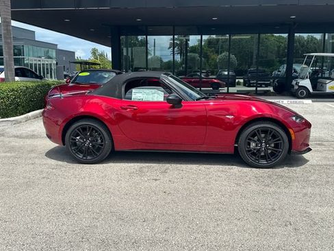 Used 2026 MAZDA MX-5 Miata Club w/ Interior Package RWD image 8