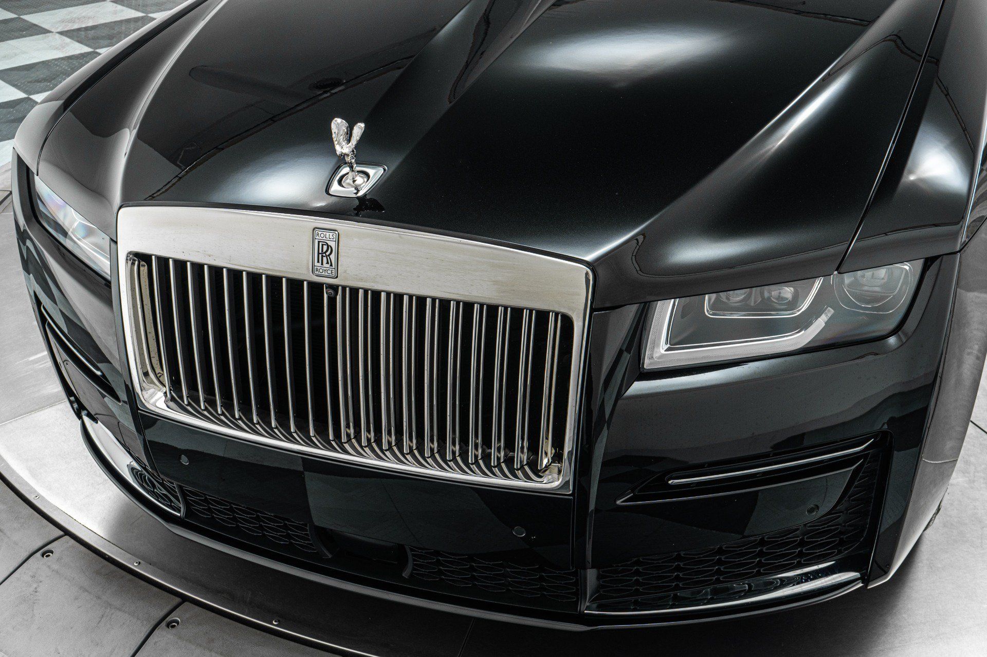 Used 2022 Rolls-Royce Ghost w/ Ghost Package AWD/4WD image 36