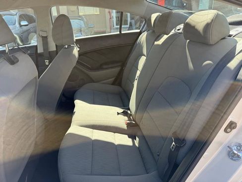 Used 2014 Kia Forte LX w/ Protection Package FWD image 5