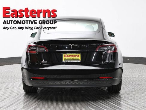 Used 2023 Tesla Model 3 Standard Range image 6