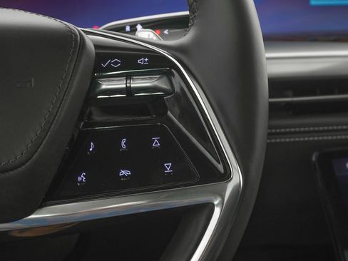 Used 2026 Cadillac Escalade Platinum Sport w/ LPO, ONYX Package image 24