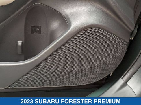 Used 2023 Subaru Forester Premium AWD/4WD image 14