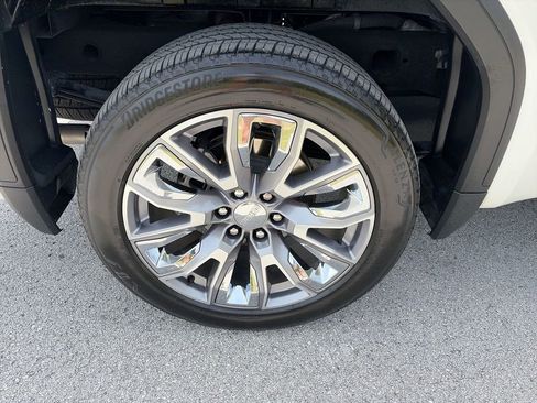 Used 2024 GMC Sierra 1500 Denali w/ Denali Reserve Package image 40