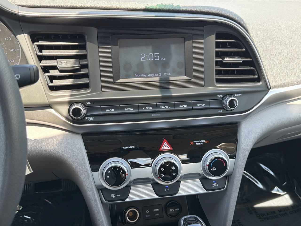 Used 2019 Hyundai Elantra SE FWD image 20