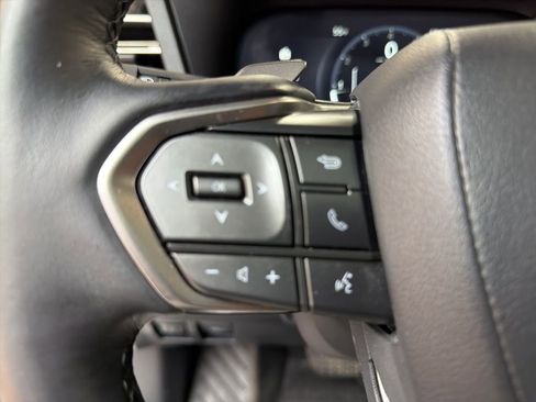 Used 2024 Lexus GX 550 w/ Accessory Package (Z1) image 21