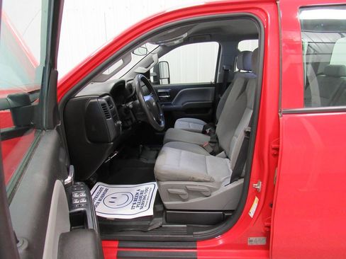 Used 2019 Chevrolet Silverado 2500 W/T image 32