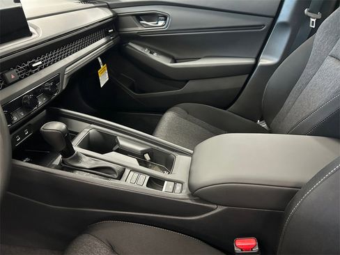 New 2026 Honda Accord SE image 25
