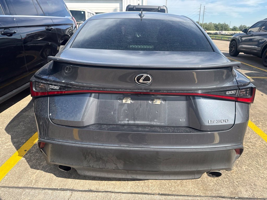 Used 2021 Lexus IS 300 w/ Comfort Package RWD image 4