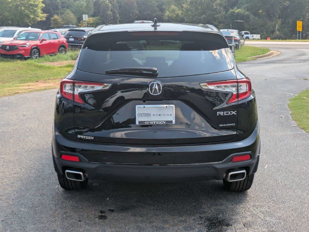 Used 2025 Acura RDX SH-AWD image 4