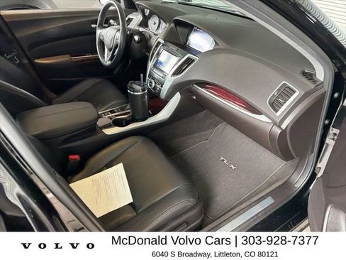 Used 2015 Acura TLX w/ Technology Package FWD image 9