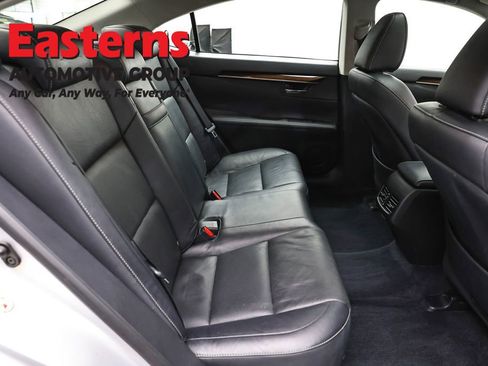 Used 2015 Lexus ES 350 w/ Luxury Package FWD image 25