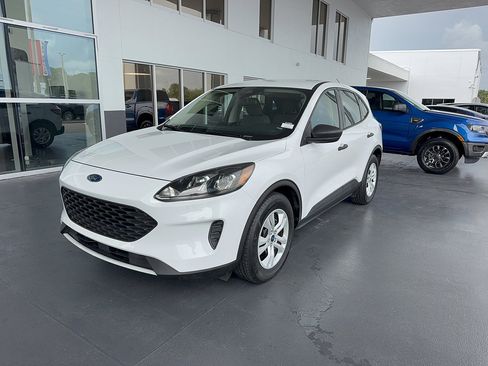 Certified 2020 Ford Escape S FWD image 2