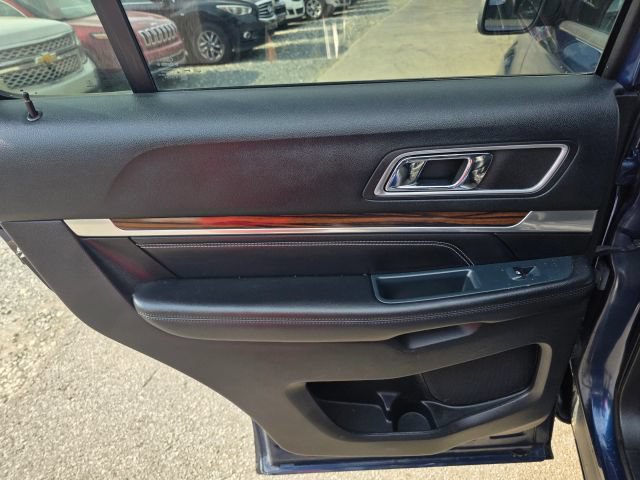Used 2016 Ford Explorer Limited AWD/4WD image 18