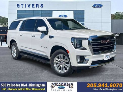 Used 2022 GMC Yukon XL SLT w/ SLT Premium Package RWD image 1