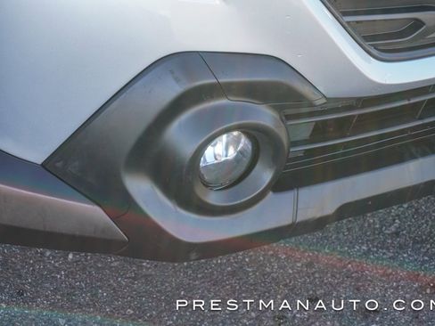 Used 2025 Subaru Outback Premium image 20