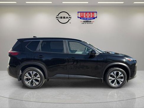Used 2023 Nissan Rogue SV AWD/4WD image 2