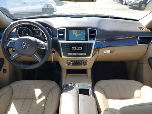 Used 2016 Mercedes-Benz GL 450 4MATIC w/ Premium I Package image 33