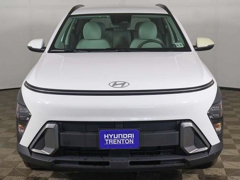 Certified 2024 Hyundai Kona SEL FWD image 9