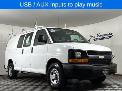 Used 2016 Chevrolet Express 2500 RWD image 5