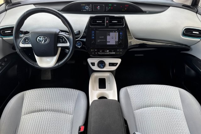 Used 2018 Toyota Prius Three FWD image 14