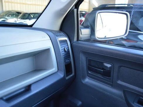 Used 2011 RAM 1500 Express image 32