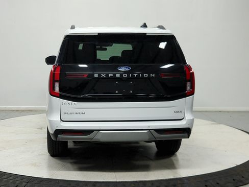 Used 2025 Ford Expedition Max Platinum AWD/4WD image 7